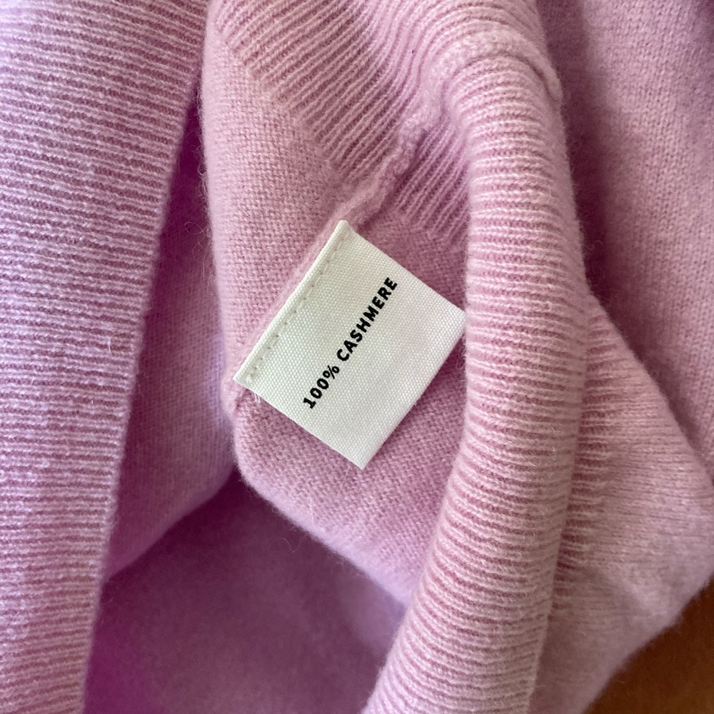 i read banned books cashmere sweater by Lingua Franca, Size L - Picture 3 of 5